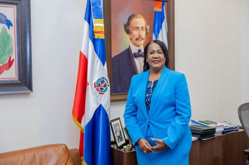 Abinader designa a Kenia Xiomara Guante Valdez como nueva directora del INAIPI