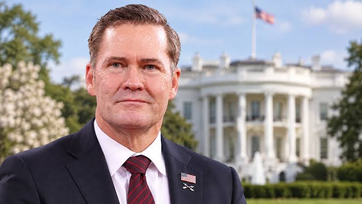 Mike Waltz aseguró que la restricción al acceso de datos tiene un precedente legal en la Corte Suprema, no es solo un argumento del presidente Donald Trump.