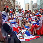 Según dijo, el evento, que cada año reúne a miles de criollos en la avenida Grand Concourse del Bronx, refleja una juventud desarraigada que mezcla la marginalidad dominicana con la estadounidense, generando un entorno preocupante.
