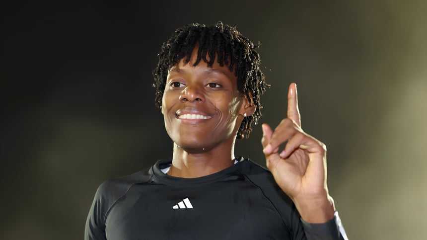 La dominicana, campeona olímpica y mundial en los 400 metros, ha tenido otra destacada temporada. En 2026 conquistó las medallas de oro en los 400 metros y el relevo 4x400 metros de los Juegos Centroamericanos y del Caribe.