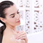 ¿Bañarse con agua fría o caliente? Cuál tiene más beneficios, según la ciencia
