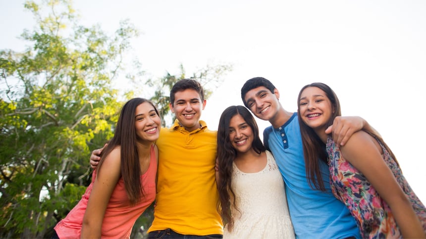 Jóvenes dominicanos tienen poco que celebrar en el Día de la Juventud