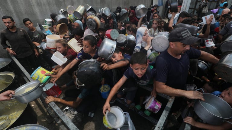 Primer ministro israelí niega hambruna infantil en Gaza y acusa a medios de difundir “engaños”