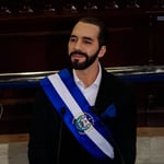 La reelección indefinida en El Salvador quedó permitida tras una reforma a la Constitución que fue aprobada por la Asamblea Legislativa el 31 de julio de 2025.