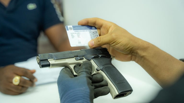 Inicia este miércoles la gracia para regularizar licencias de porte y tenencia de armas de fuego