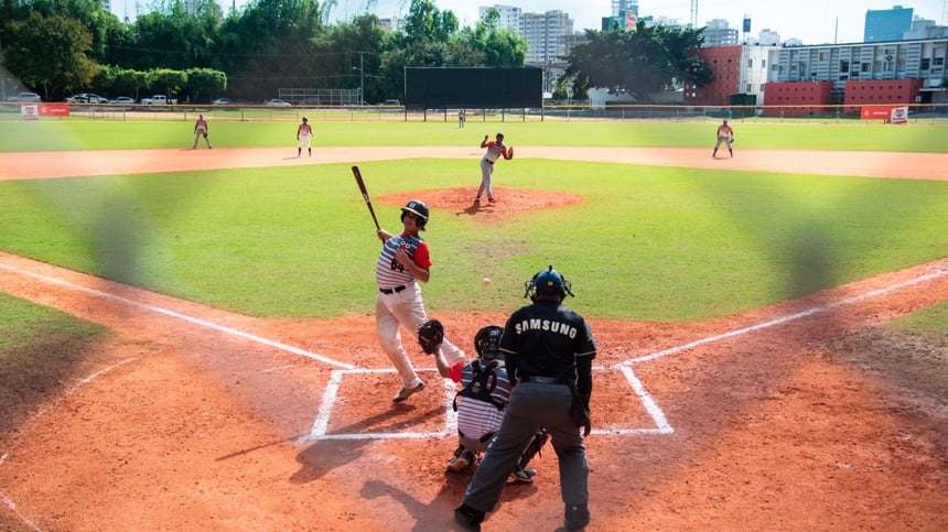 República Dominicana establece reglamentaciones para la práctica del béisbol profesional