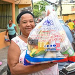 Gobierno invierte más de RD$15.8 millones en asistencia social y mejoras de viviendas en Samaná