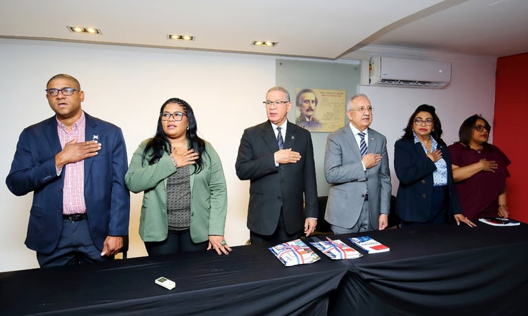 Instituto Duartiano juramenta directiva reestructurada en Chile