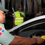 En las calles, los choferes de carros públicos valoraron como positiva la decisión de incrementar los operativos de fiscalización.