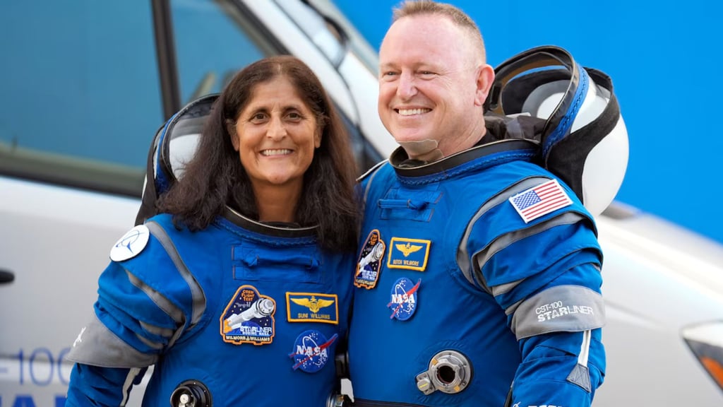 El récord mundial de días consecutivos en el espacio lo ostenta el cosmonauta ruso Valeri Polyakov, que en 1995 pasó 437 días a bordo de la estación Mir.
