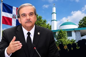 El congresista expresó preocupación por la expansión del extremismo vinculado a determinadas interpretaciones del islam y a la aplicación de la ley islámica o sharía. En ese contexto, mencionó experiencias europeas como argumento para defender la necesidad de establecer medidas preventivas en el país.