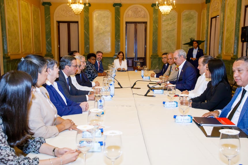 Destacó la receptividad de los distintos actores de la sociedad a la iniciativa del Gobierno de dialogar para unificar criterios y blindar al país ante posibles efectos de la crisis haitiana, la cual ha alcanzado su punto crítico.