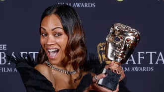 Zoe Saldaña gana el premio BAFTA a mejor actriz de reparto por ‘Emilia Pérez’
