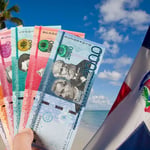 Muchos consideran que sus salarios, especialmente los de menor nivel, son insuficientes para cubrir necesidades básicas.