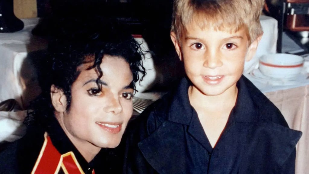 Documental sobre Michael Jackson reaviva caso por abuso de niños