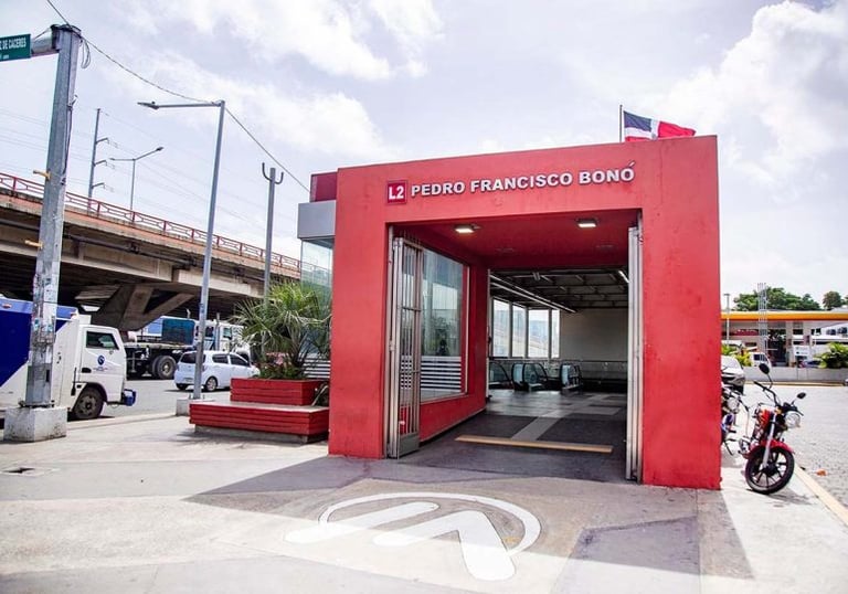Suspenden estación Pedro Francisco Bonó tras choque; colaboradora de OPRET se encuentra estable