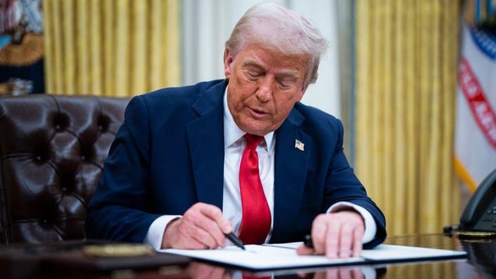 Trump firmará orden ejecutiva para reducir precios de medicinas hasta un 80% 2