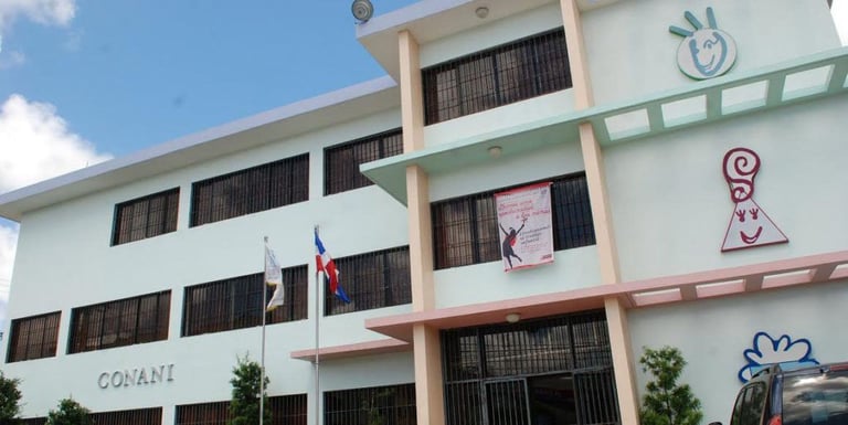 CONANI atendió 27,421 casos de niños y adolescentes en situación de riesgo y vulnerabilidad en 2025