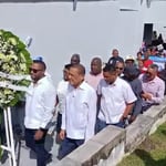 Conmemoran el 89 aniversario del natalicio de José Francisco Peña Gómez con ofrendas florales