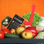 No obstante, consumidores consultados manifestaron opiniones encontradas, ya que algunos aseguran que han percibido variaciones en los precios de determinados alimentos en los mercados y colmados.