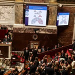 Francia aprueba la eutanasia y el suicidio asistido tras histórica votació