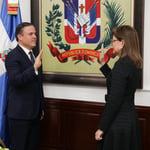 Raquel Peña juramenta a Jean Luis Rodríguez como nuevo ministro de Vivienda