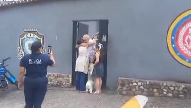 Emotivo reencuentro tras la liberación de un preso político del chavismo