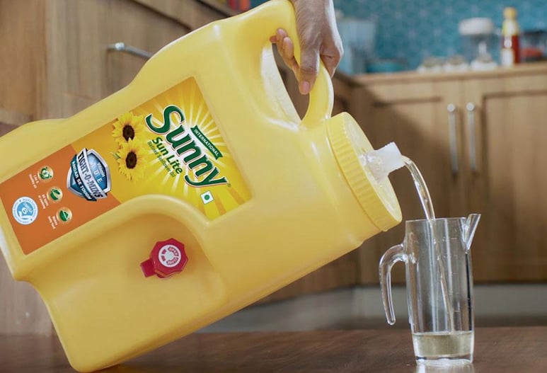 Sunny Lite Jar: Making edible oil usage for daily use smart, easy and ergonomic