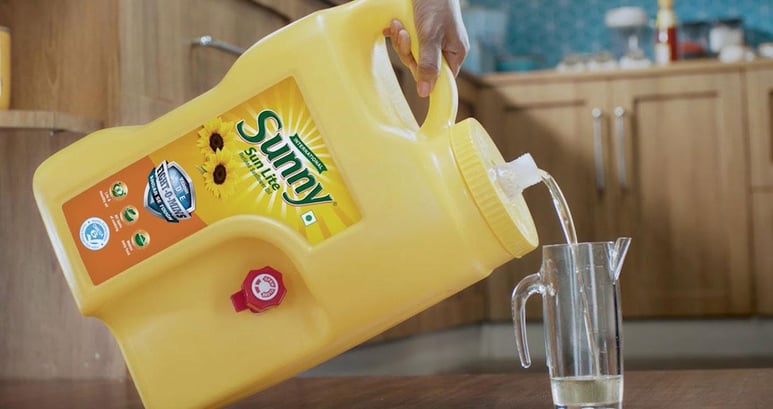 Sunny Lite Jar: Making edible oil usage for daily use smart, easy and ergonomic