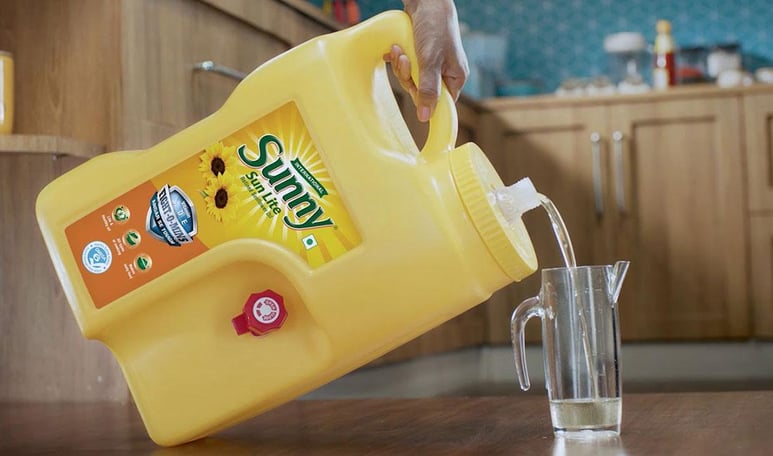 Sunny Lite Jar: Making edible oil usage for daily use smart, easy and ergonomic