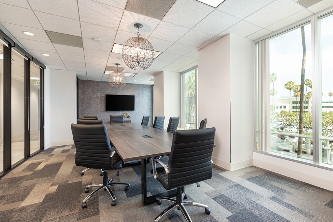 An interior shot of 6 Person Meeting Room