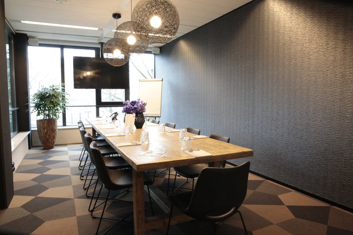 An interior shot of Meeting room