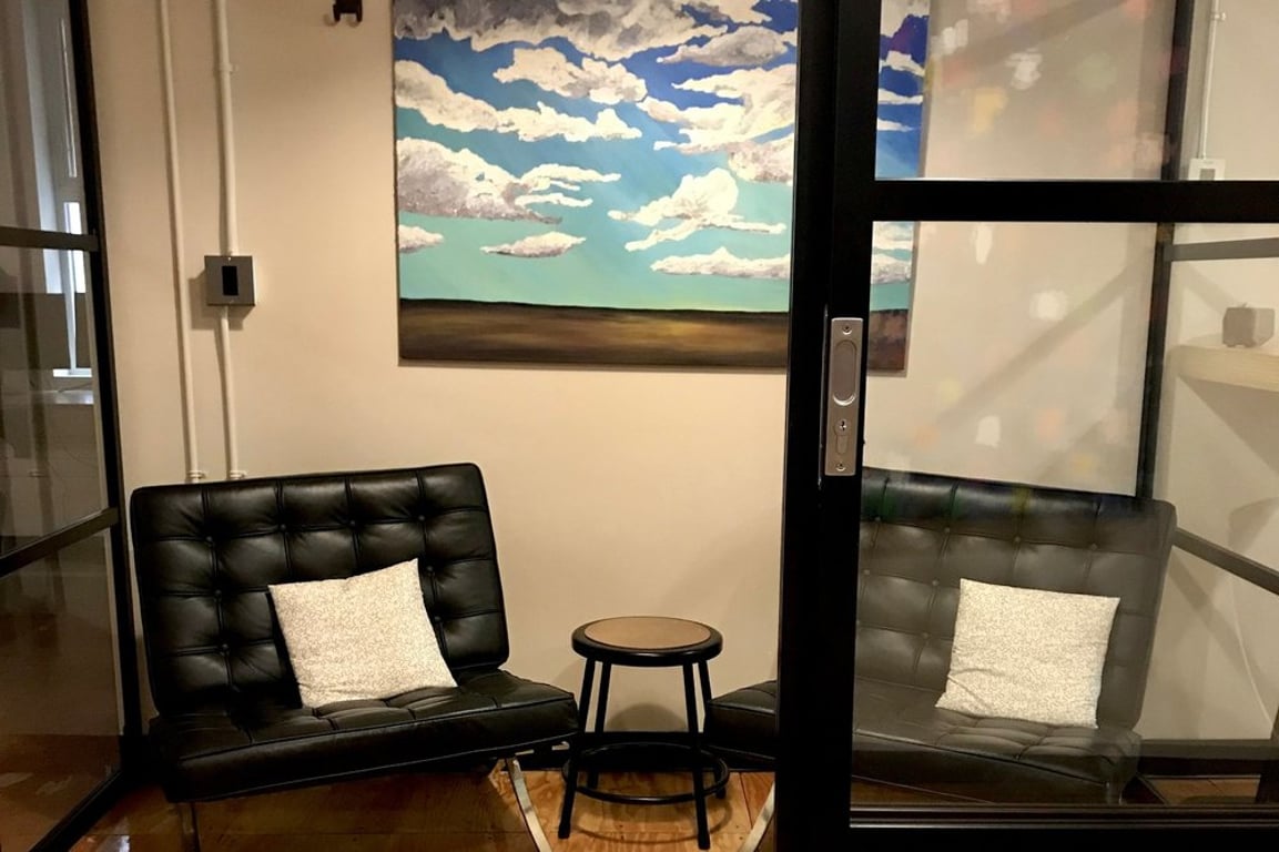 An interior shot of Paint Earth Meeting Room