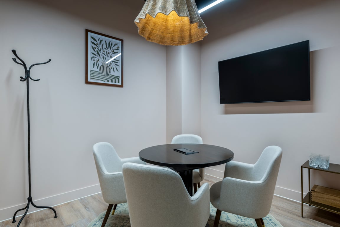 An interior shot of 4-Person Meeting Room (5)
