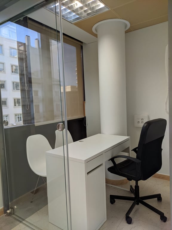 An interior shot of The Study - Private Office for 1 | 4 m2