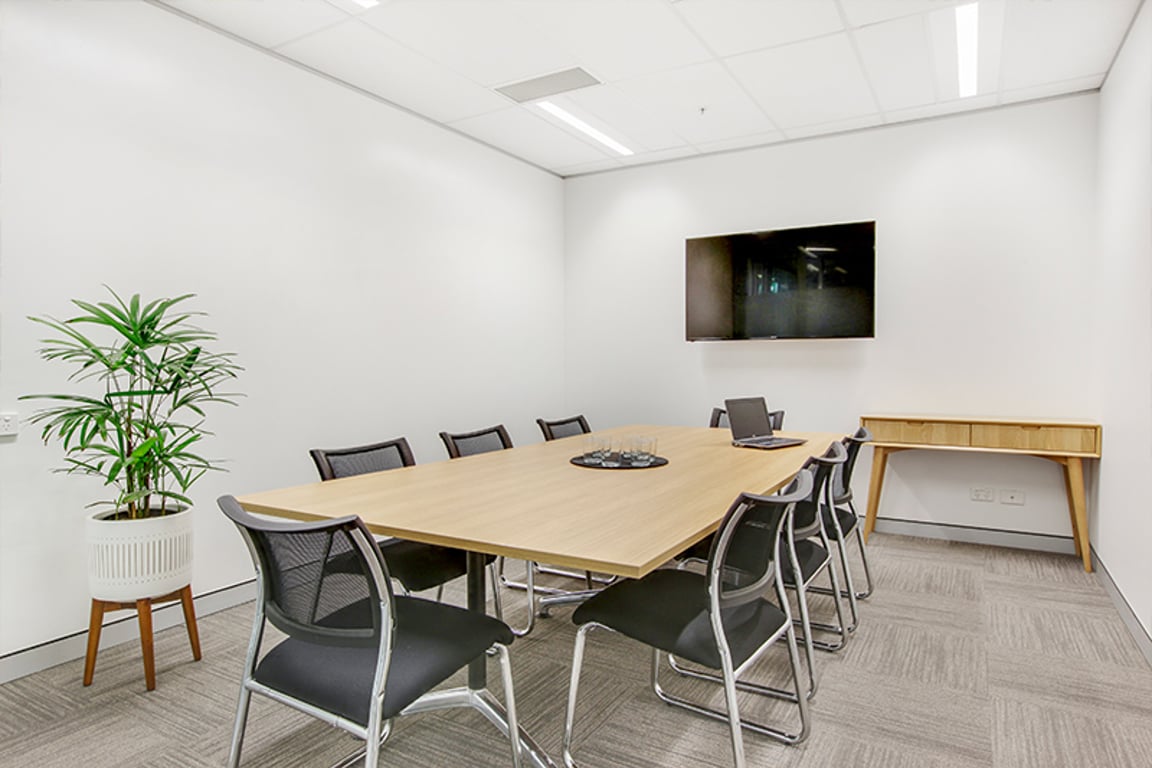 8 Person Meeting Room