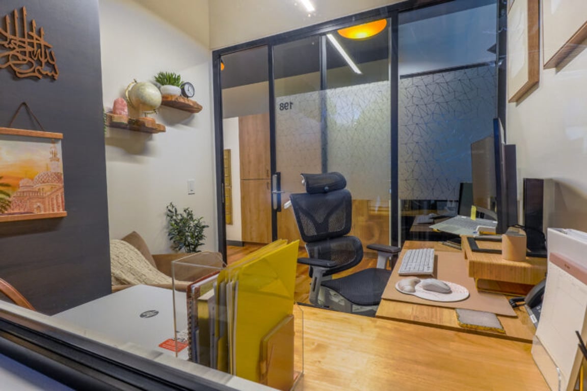 An interior shot of 1 Person Office
