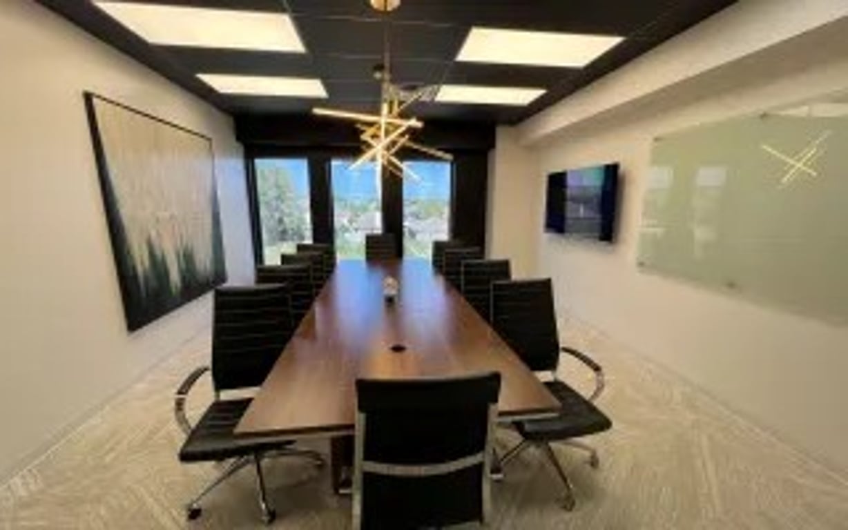 An interior shot of The Maxwell Boardroom