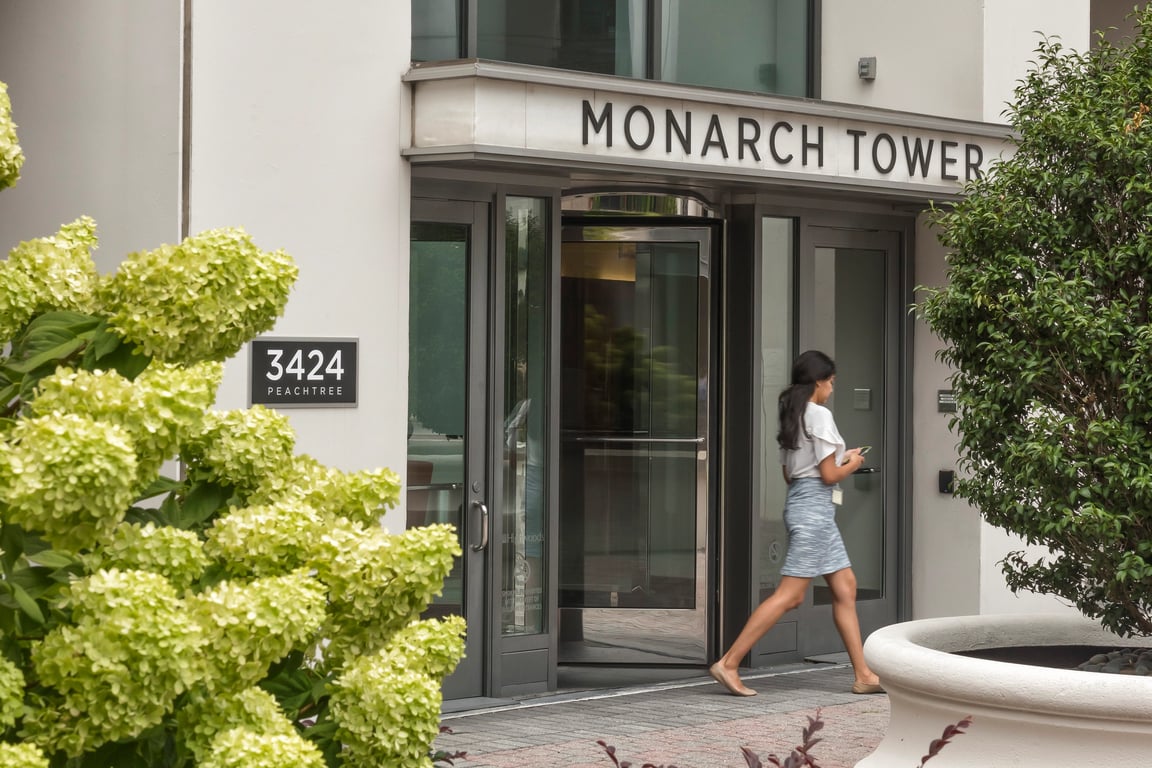 An interior shot of Industrious - Monarch Tower
