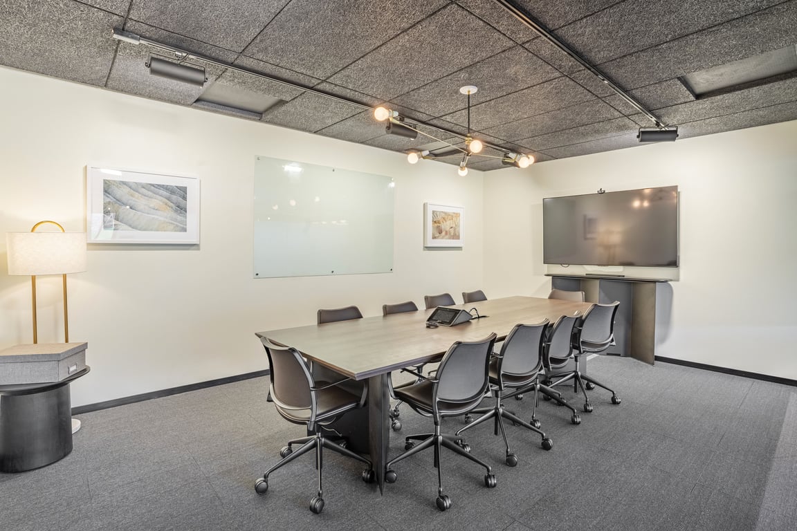An interior shot of Conf. O - Frosted