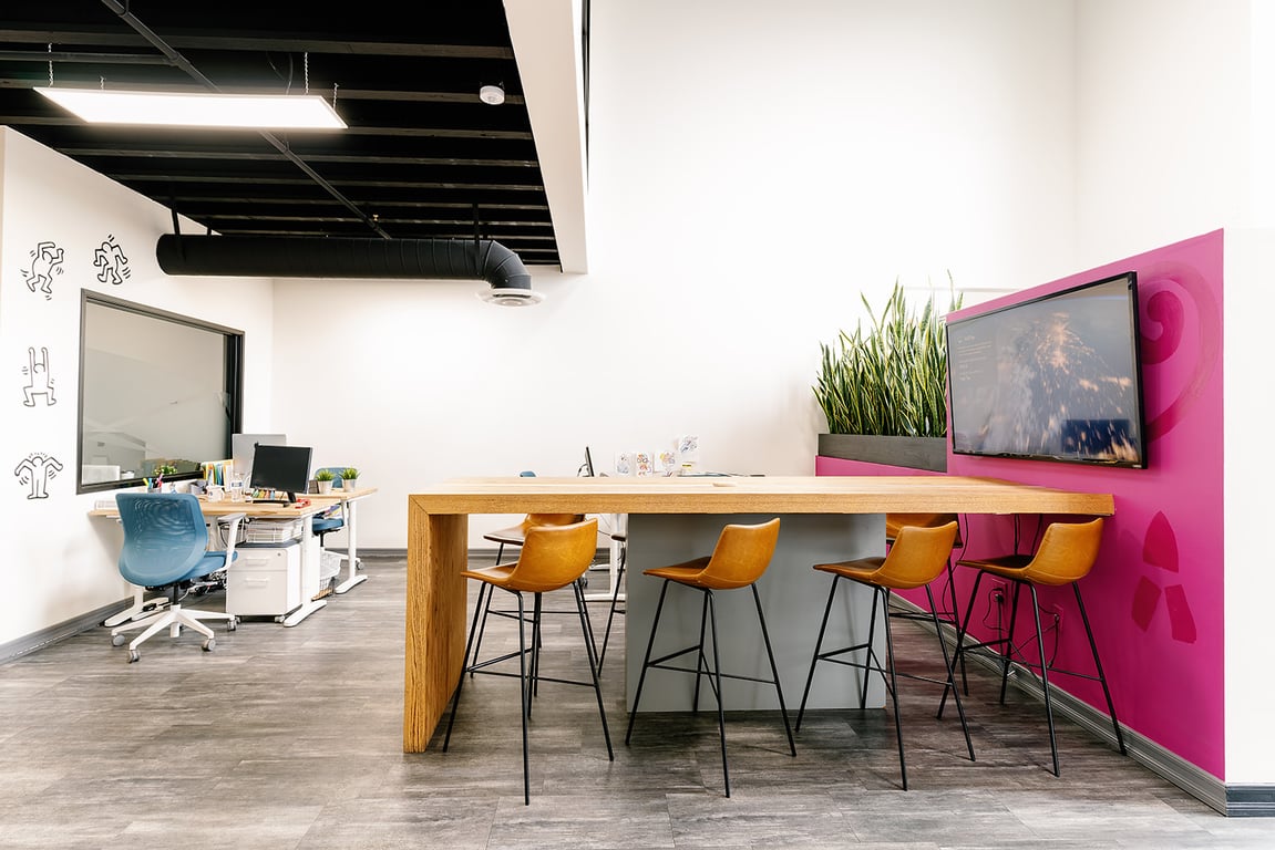 An interior shot of Suite 6 Desks