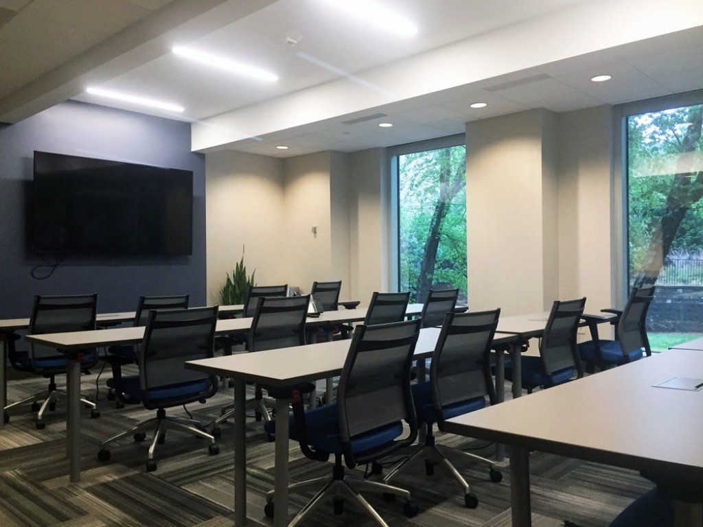 An interior shot of 16 Person Training Room | Dunwoody