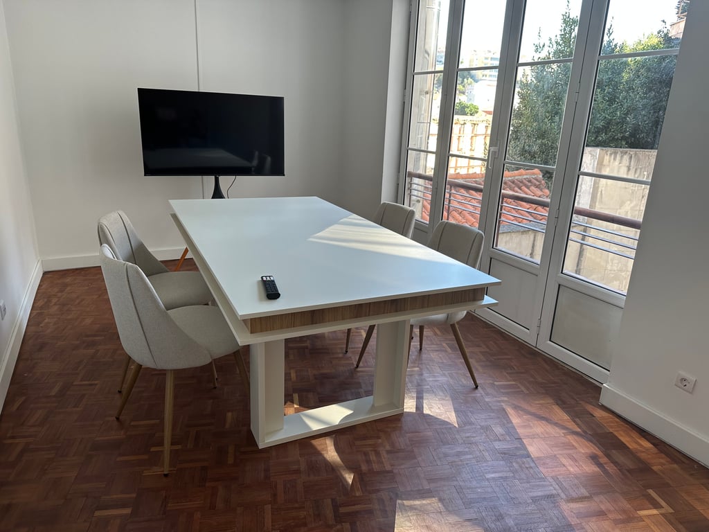 An interior shot of Santana Cowork