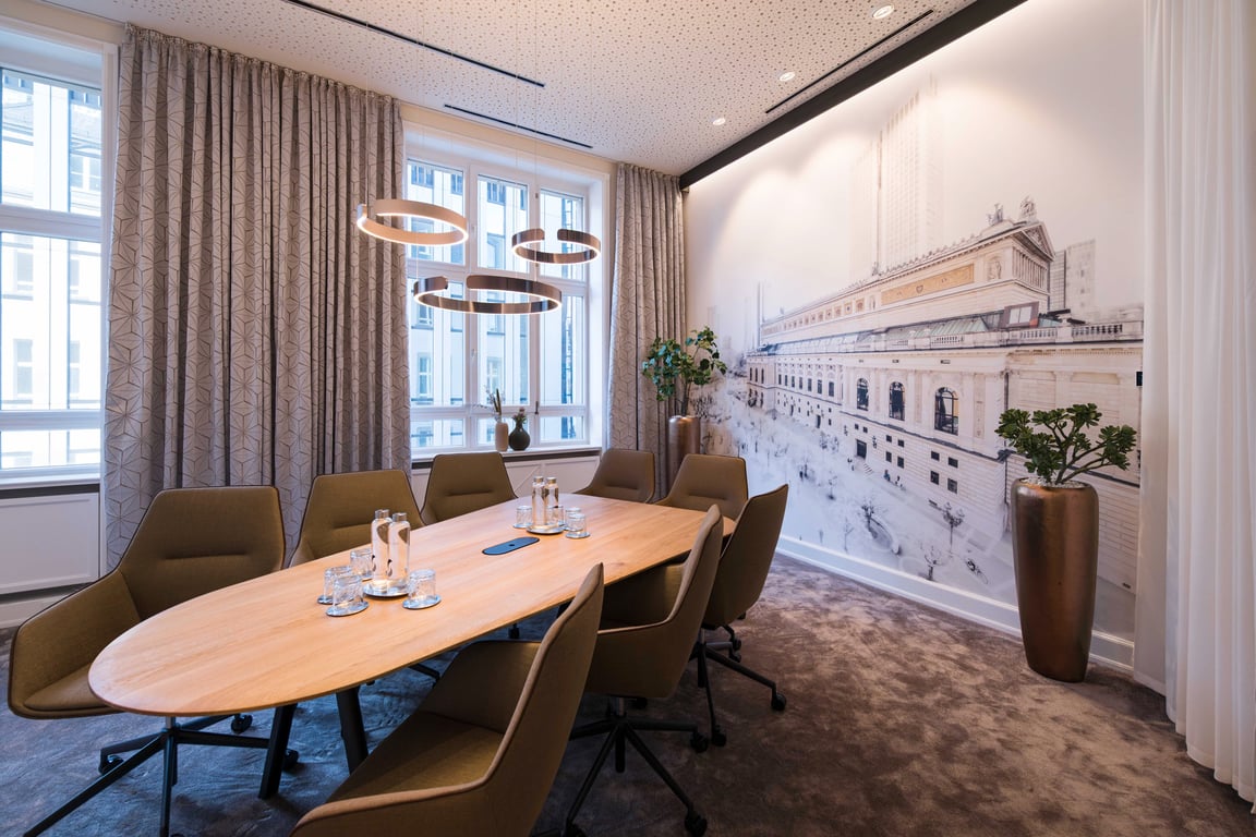 An interior shot of Conference Room "Römerberg"