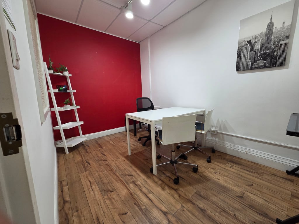 An interior shot of 704-J: Private Office for 4 in Manhattan