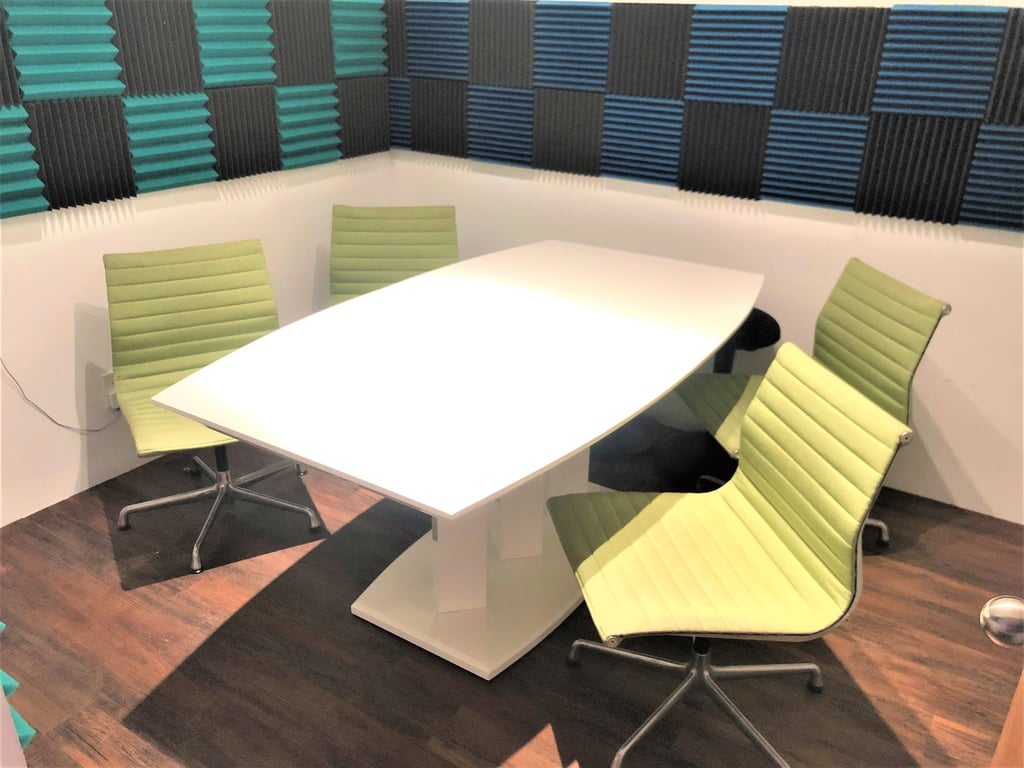 An interior shot of Pod-Cast / Small Meeting (Malibu Room) 4 Person max