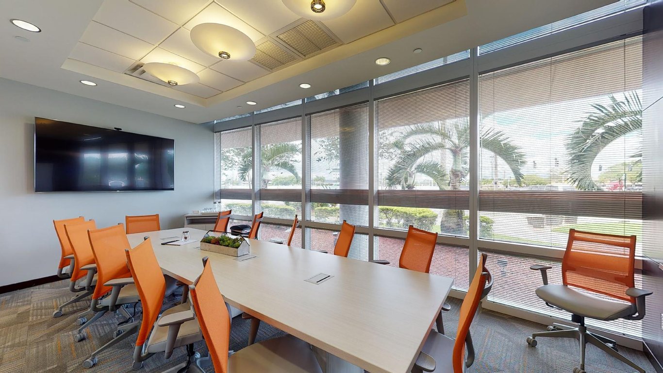 An interior shot of Everglades Room