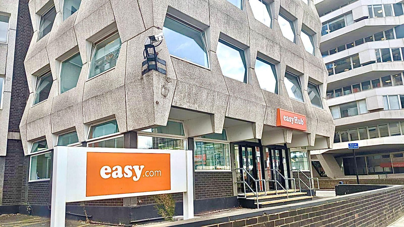 An interior shot of easyHub Croydon