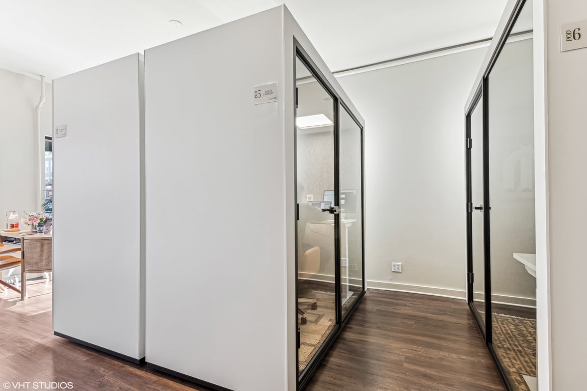 An interior shot of ALCOVE Pod 5 - Vale of Cashmere