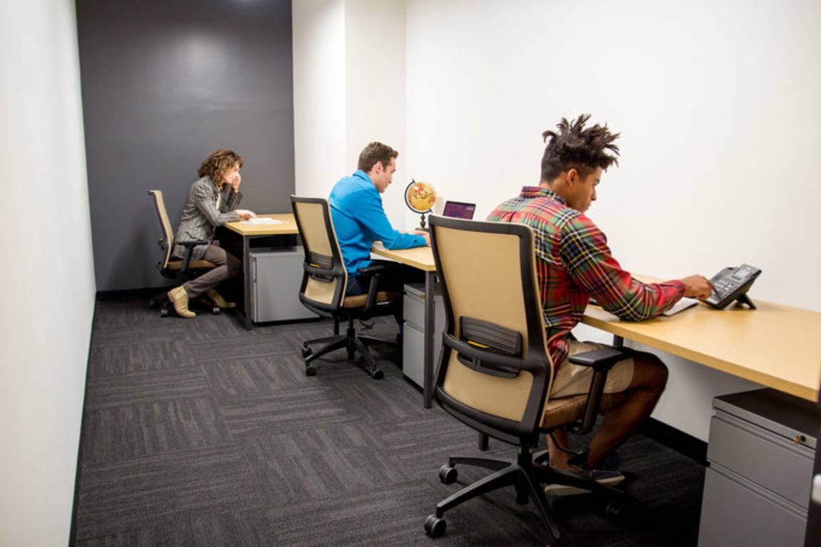 An interior shot of 6-person Office